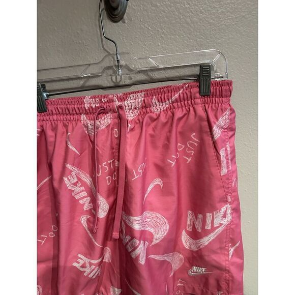 Nike Men’s Medium Woven Shorts Pink All Over Swoosh Print Pattern - Picture 4 of 8